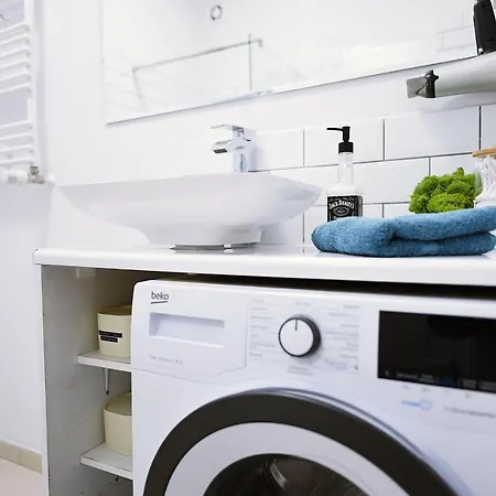 Mini Loft Janickiego Apartman *